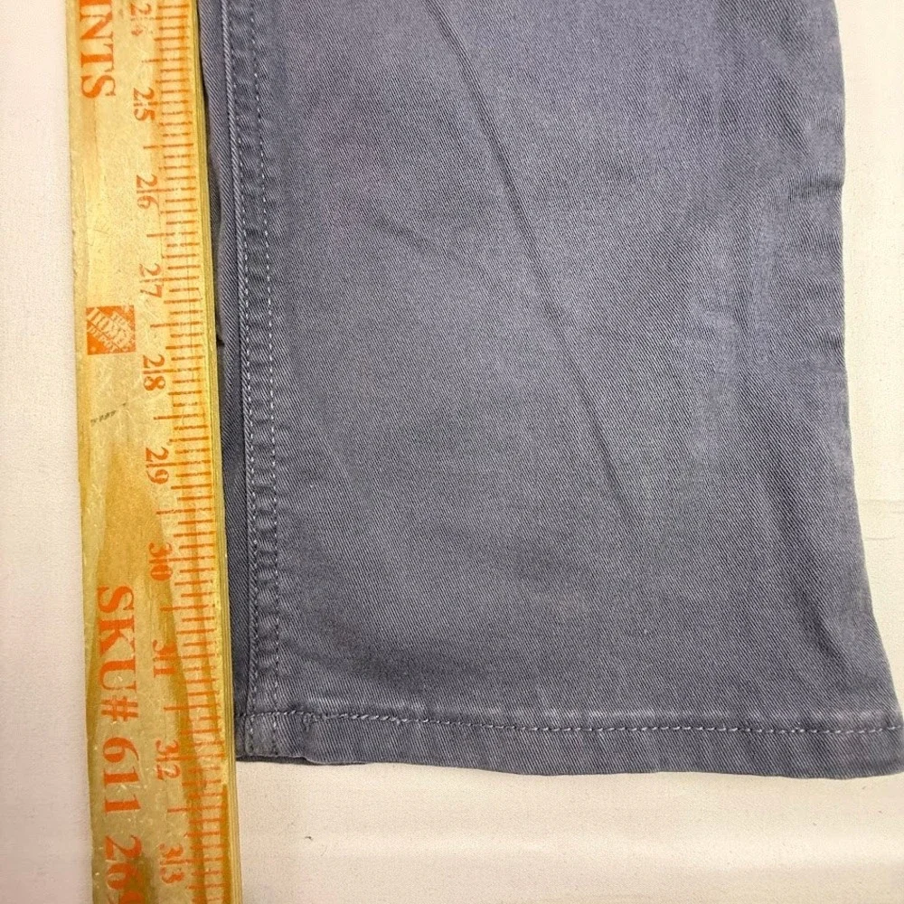 Signature by Levi Strauss Mens Athletic Fit Chinos Gray 34x34 Stretch Zip Pocket